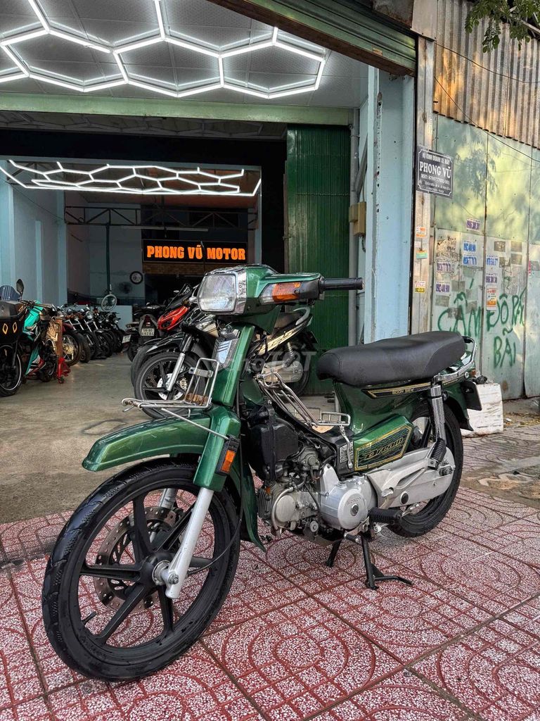 Honda 2000 - ảnh 1