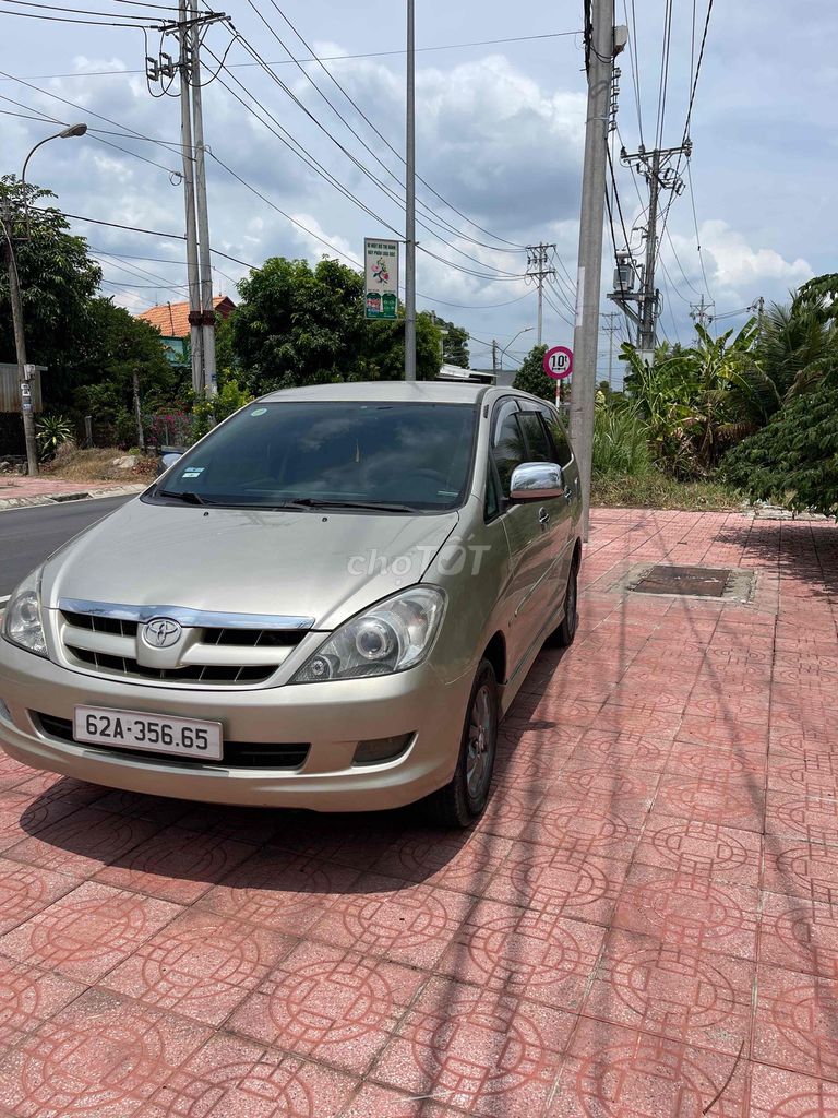 Toyota Innova 2008 - ảnh 1