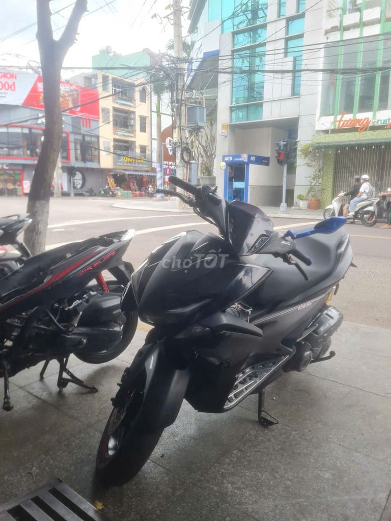 Yamaha NVX 2017 - ảnh 1