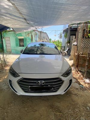 Hyundai Elantra 2016 - ảnh 1