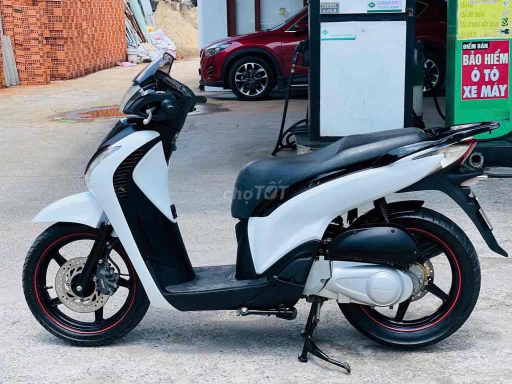 Honda SH 2011 - ảnh 4
