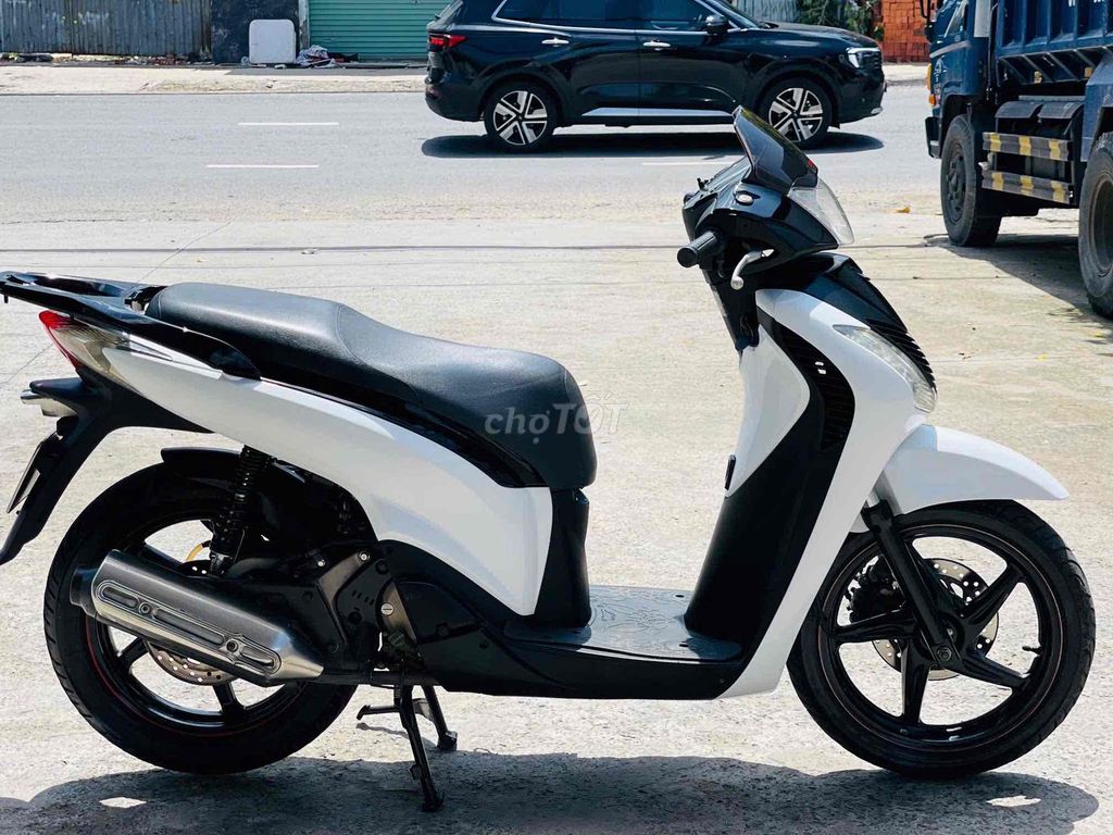 Honda SH 2011 - ảnh 5