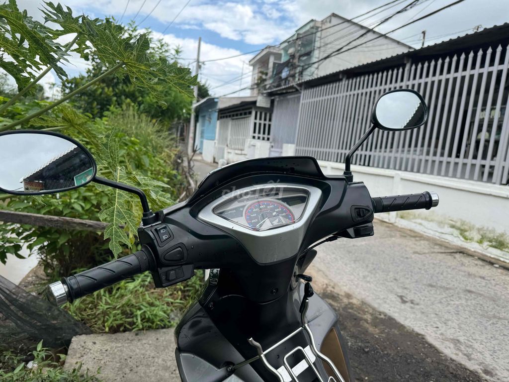 Honda Future 2010 - ảnh 4