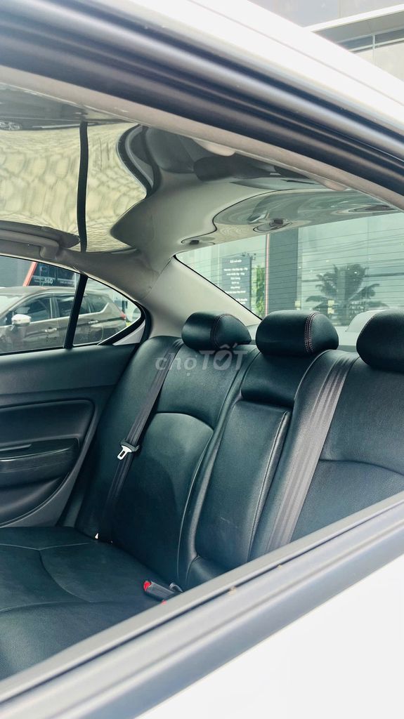 Mitsubishi Attrage 2025 - ảnh 4