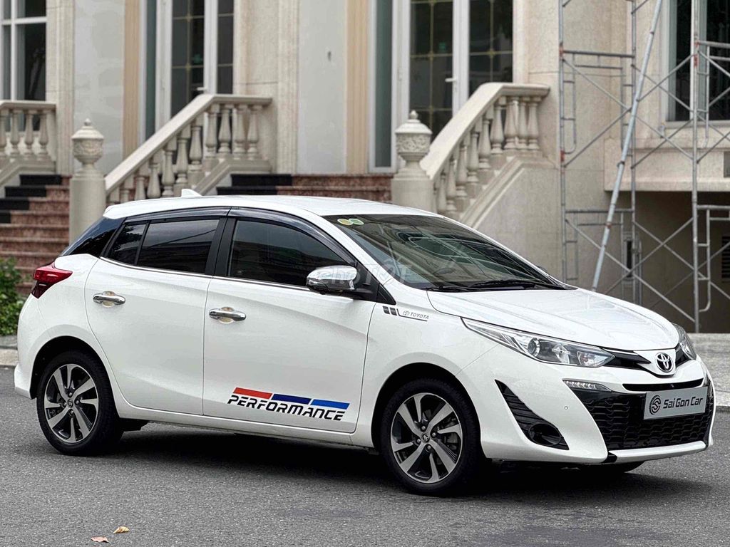 Toyota Yaris 1.5G 2018 - ảnh 3