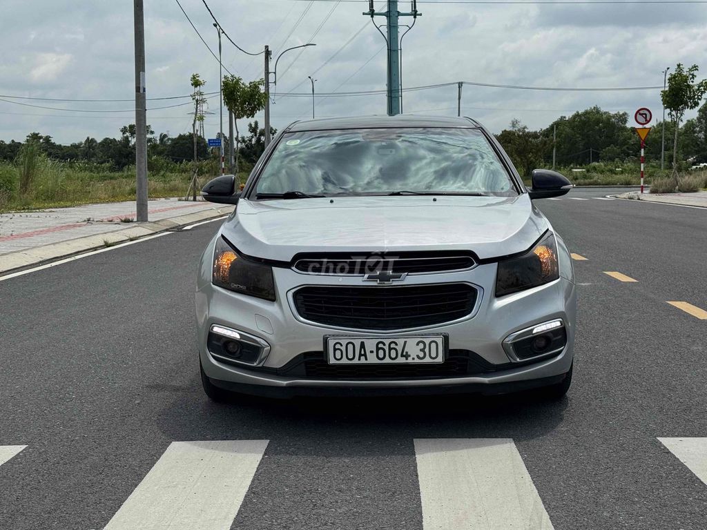 Chevrolet Cruze 2015 - ảnh 1