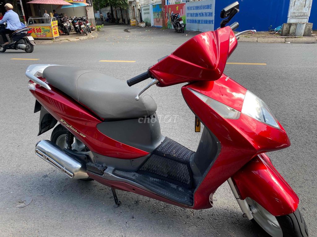 Honda Dylan 2004 - ảnh 3