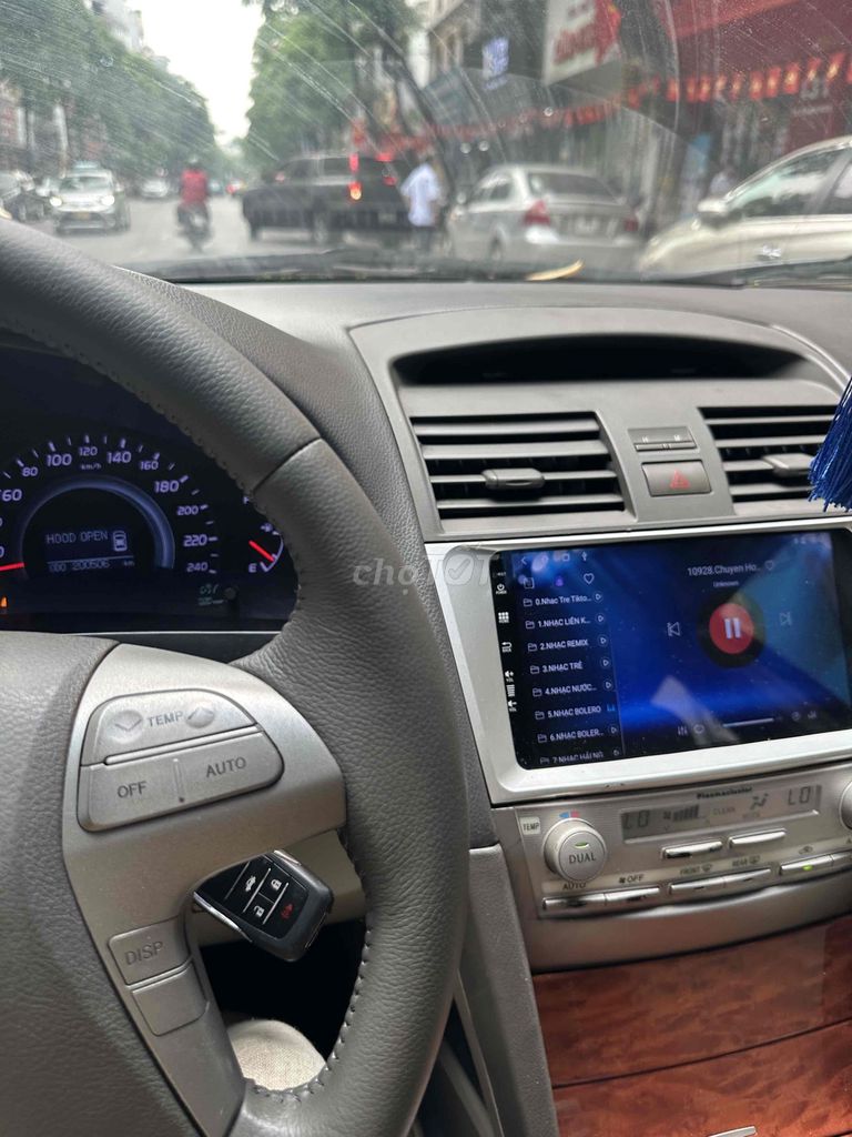 Toyota Camry 2010 - ảnh 5