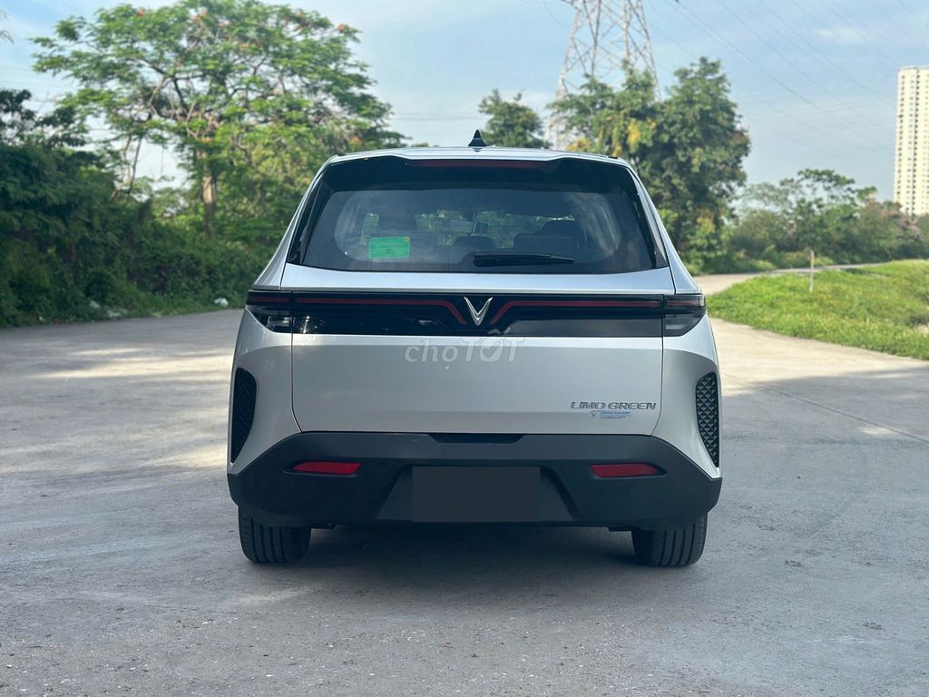 VinFast Limo Green 2025 - ảnh 4