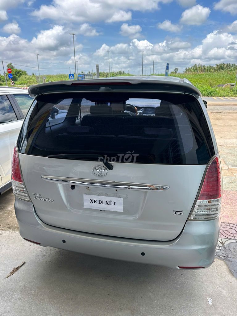 Toyota Innova G 2010 - ảnh 4