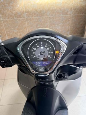 Honda SH Mode 2025 - ảnh 1