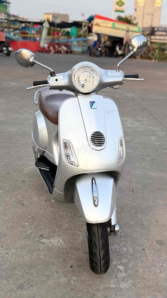Piaggio 2012 - ảnh 2