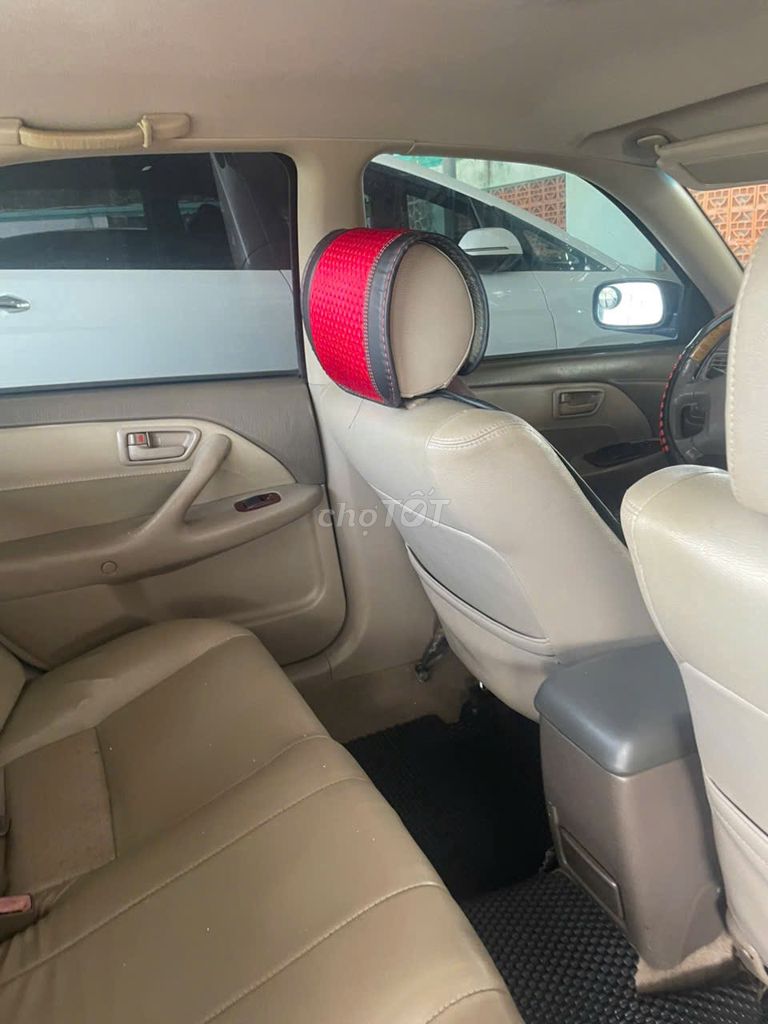 Toyota Camry - ảnh 4