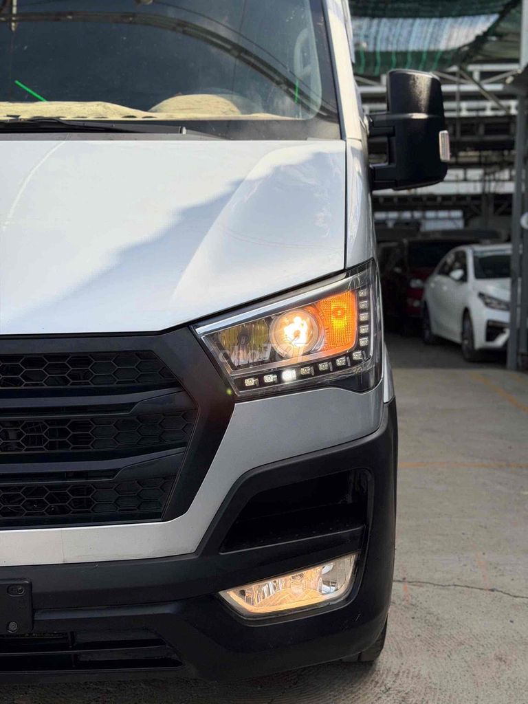 Hyundai Solati 2018 - ảnh 5