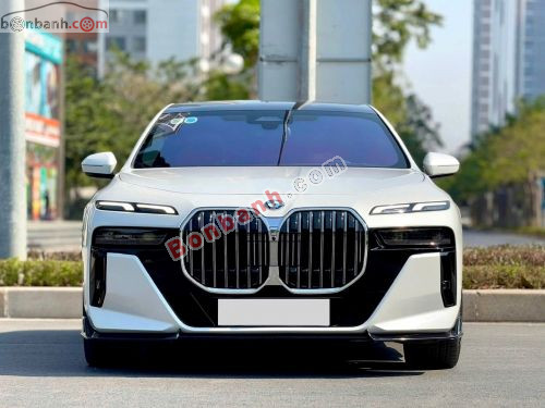BMW 7 Series 735i M Sport 2023 - ảnh 1
