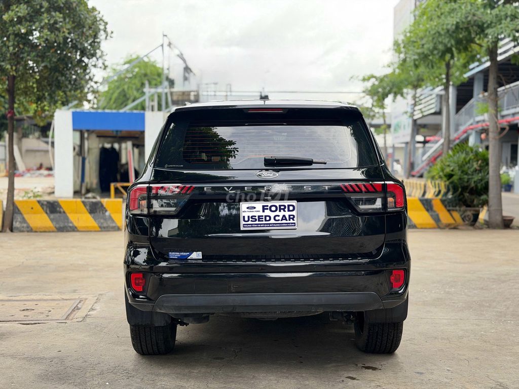 Ford Everest 2023 - ảnh 5