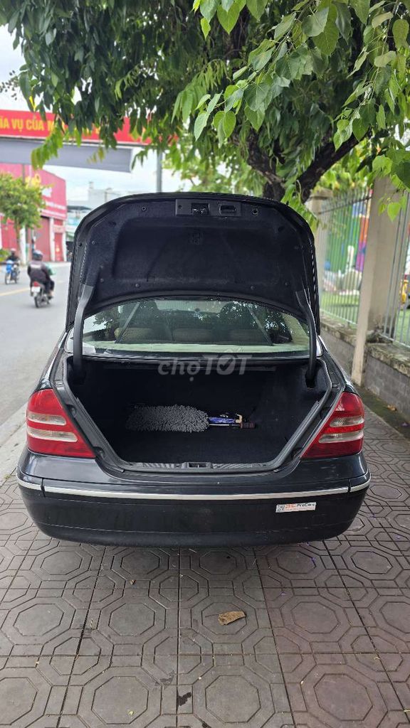 Mercedes-Benz 2003 - ảnh 5
