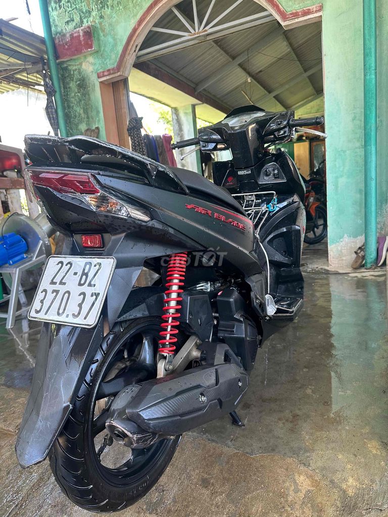 Honda Air Blade - ảnh 2