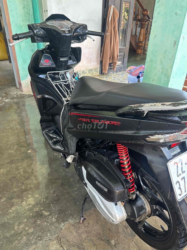 Honda Air Blade - ảnh 3