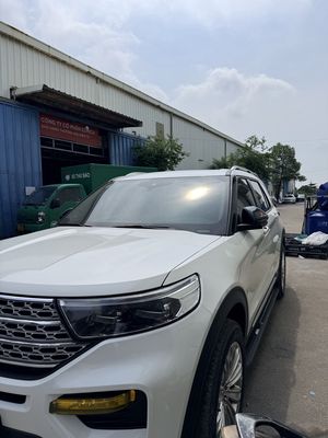 Ford Explorer 2022 - ảnh 1