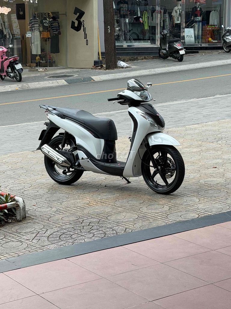 Honda SH 2010 - ảnh 1