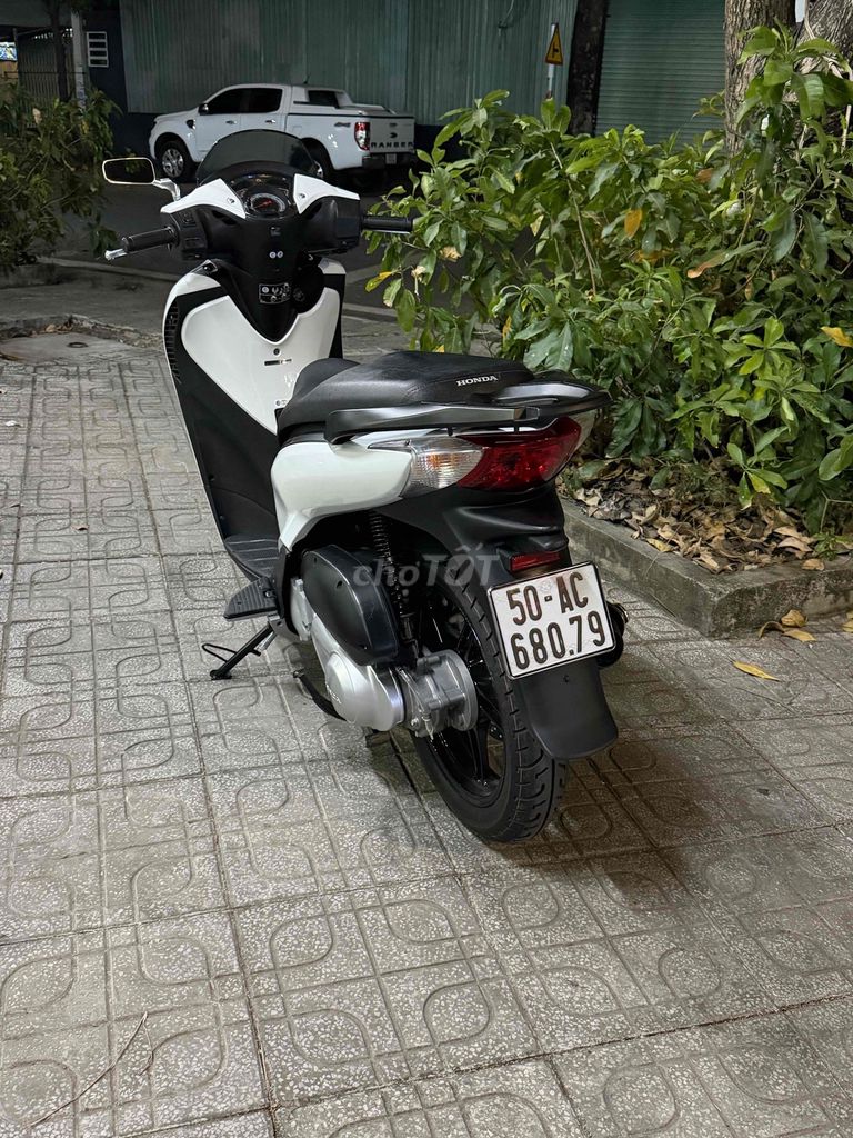 Honda SH 2010 - ảnh 3