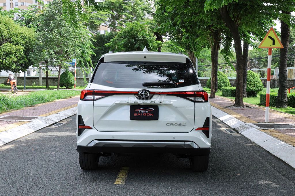 Toyota Veloz Cross 2022 - ảnh 4