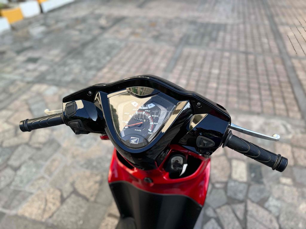 Honda Vision 2012 - ảnh 2