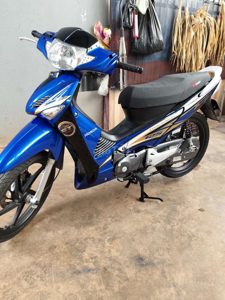 Honda Future 2007 - ảnh 2