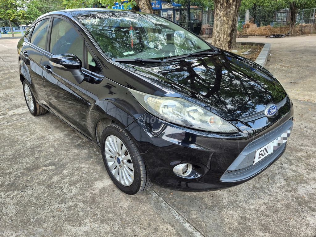 Ford Fiesta 2011 - ảnh 1