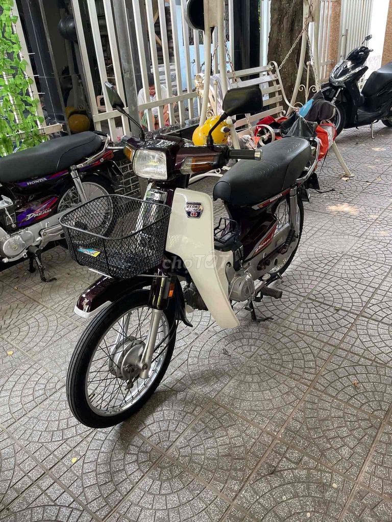 Honda Dream 2000 - ảnh 3