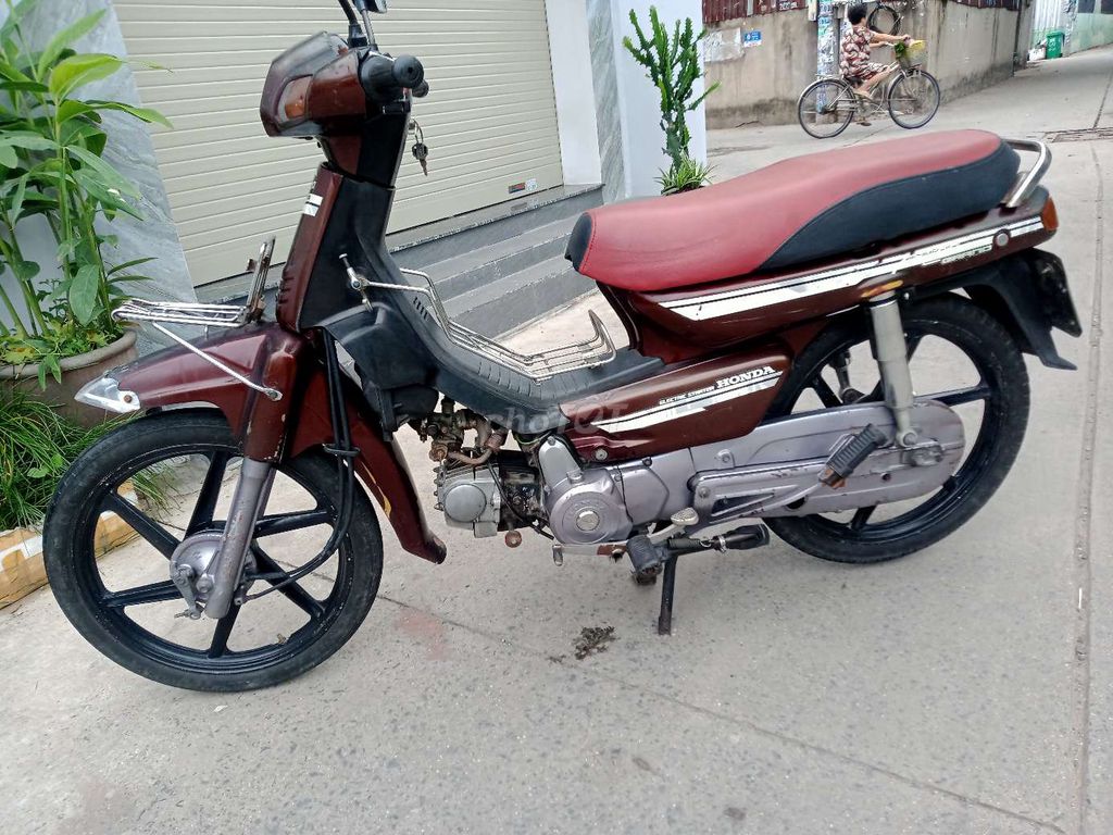Honda Dream 1992 - ảnh 1