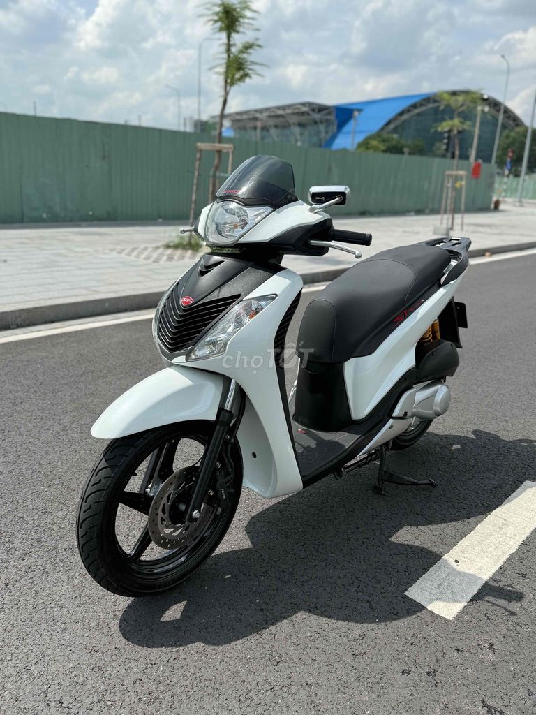 Honda SH 2010 - ảnh 2