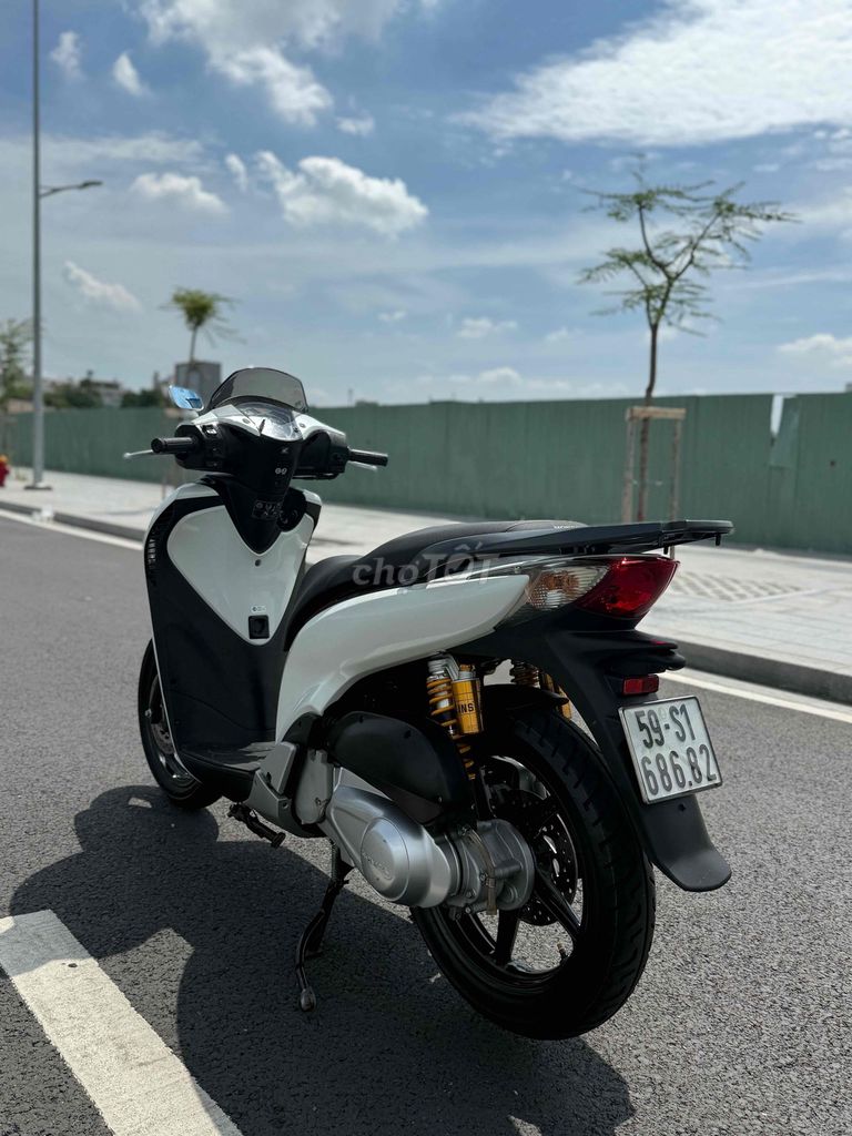 Honda SH 2010 - ảnh 3