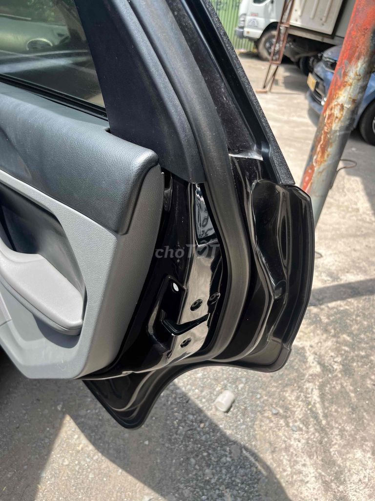 Ford Focus 2011 - ảnh 3