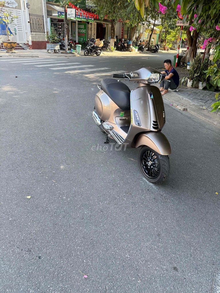 Piaggio 2024 - ảnh 1