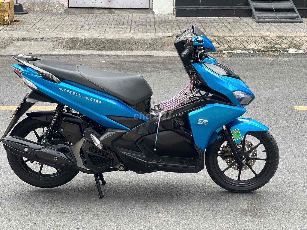 Honda Air Blade 2017 - ảnh 4