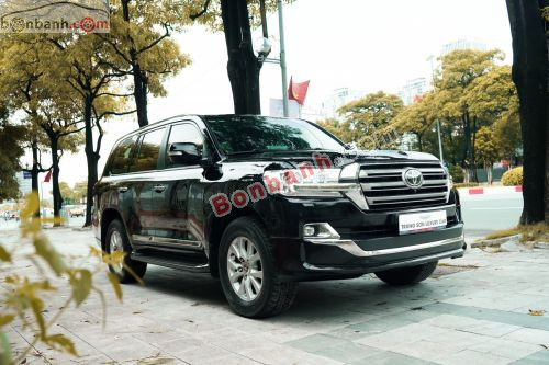 Toyota Land Cruiser VX 4.6 V8 2016 - ảnh 1
