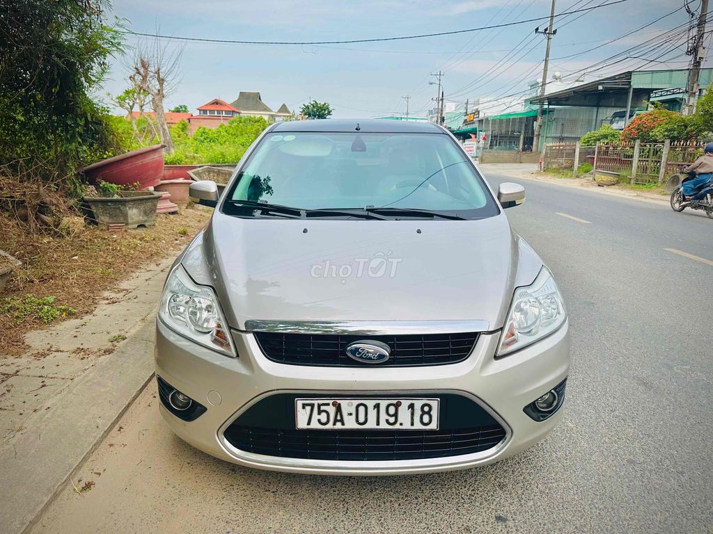Ford Focus 2012 - ảnh 1