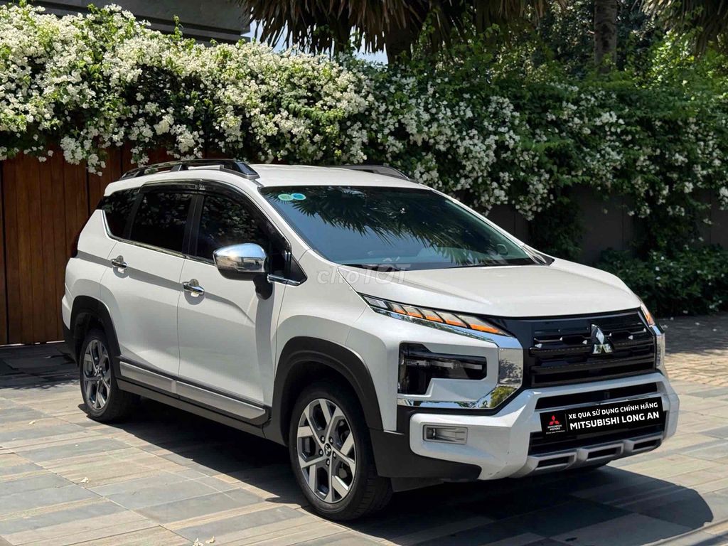 Mitsubishi Xpander Cross 2024 - ảnh 1