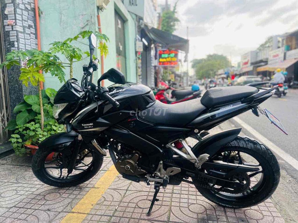 Kawasaki Bajaj 2017 - ảnh 3