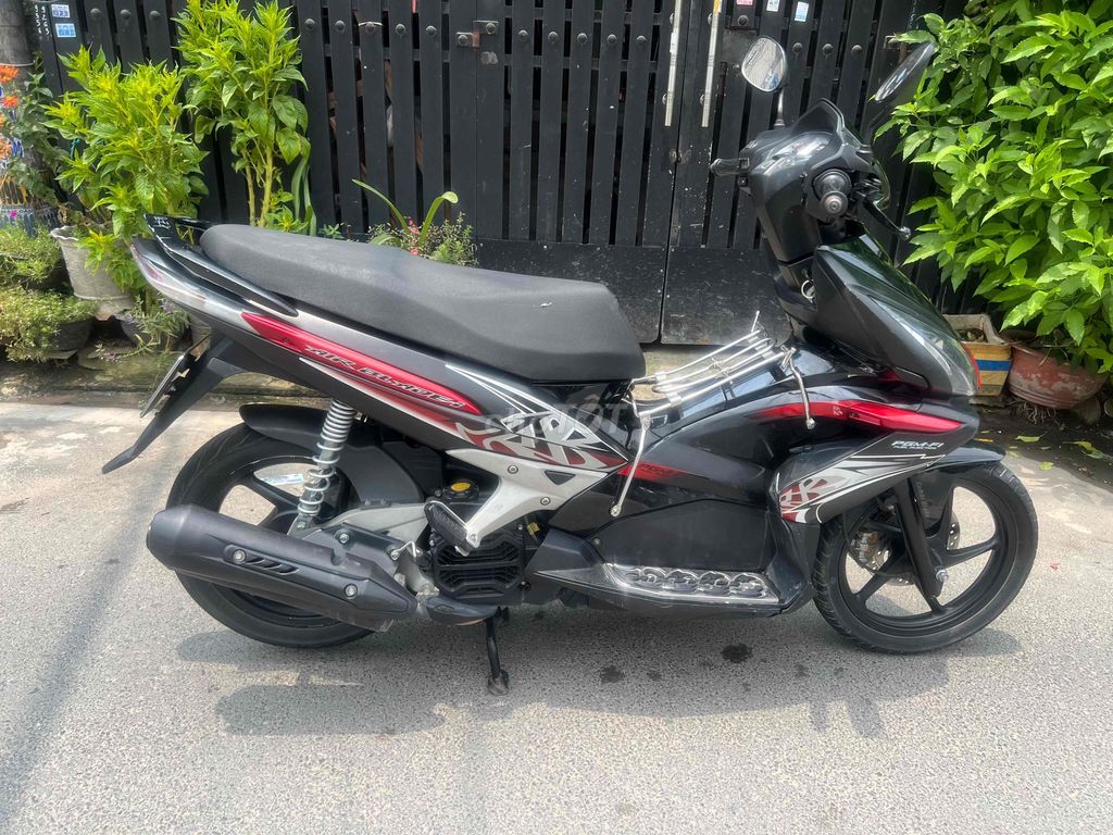 Honda Air Blade 2010 - ảnh 3