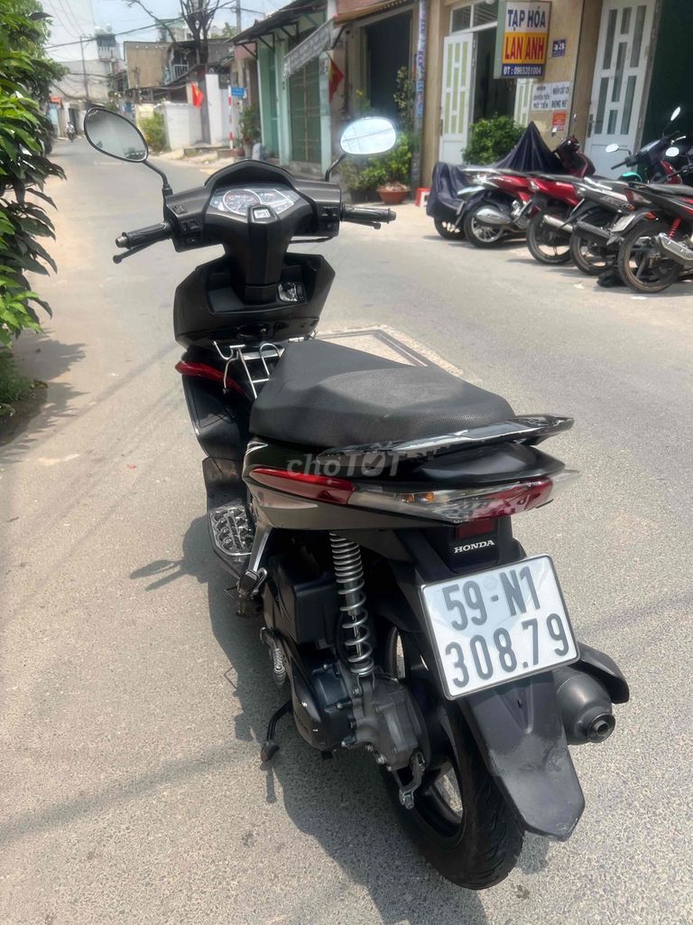 Honda Air Blade 2010 - ảnh 4
