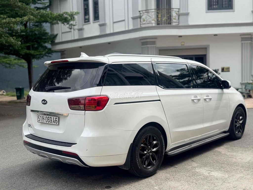 Kia Sedona 2015 - ảnh 4