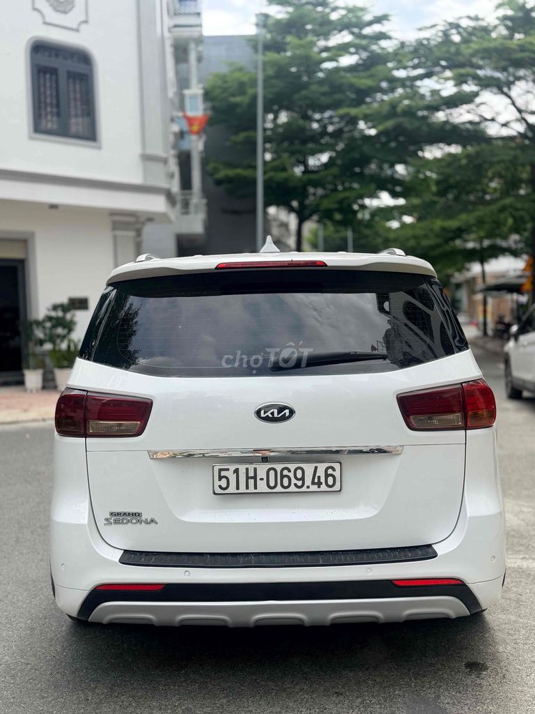 Kia Sedona 2015 - ảnh 5