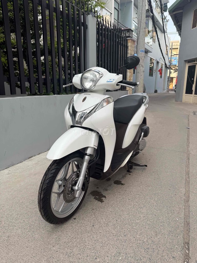 Honda SH Mode 2017 - ảnh 3