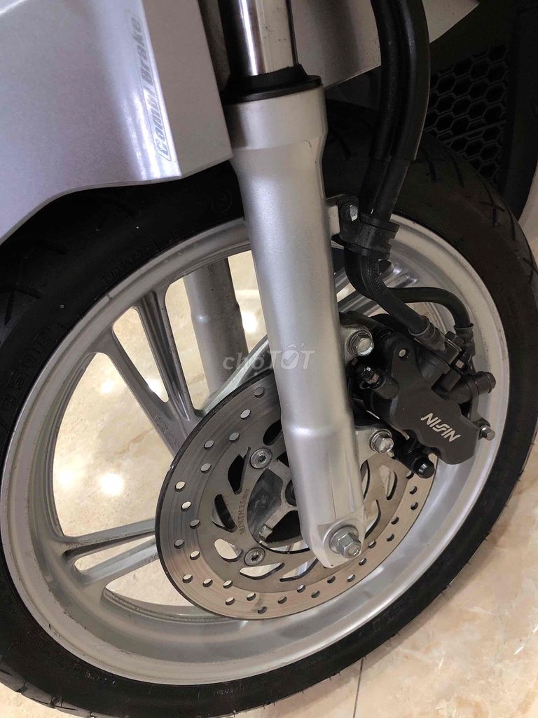 Honda SH 2018 - ảnh 2