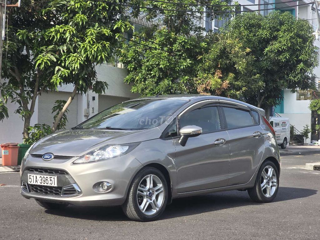 Ford 2012 - ảnh 3
