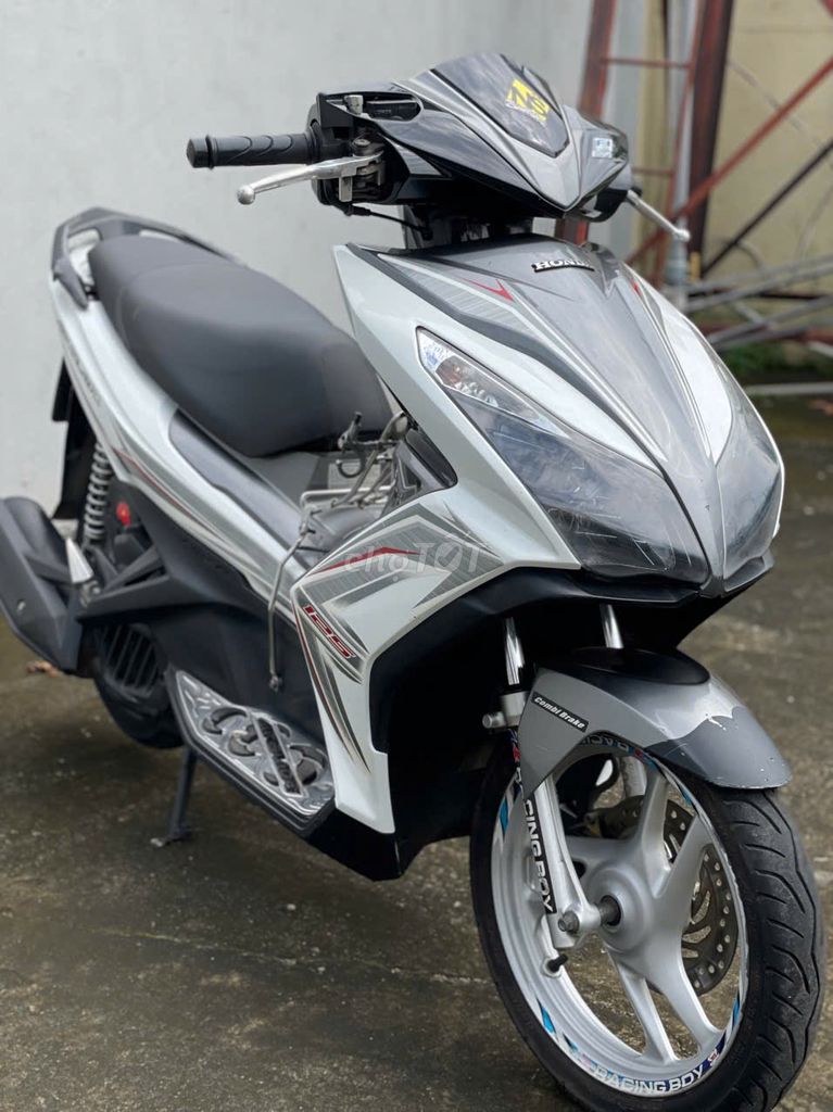 Honda Air Blade 2015 - ảnh 5