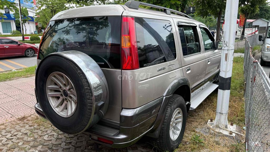 Ford Everest 2007 - ảnh 3